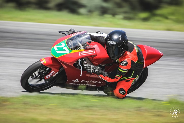 RACING